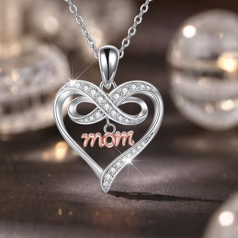 Verižica Neskončni objem