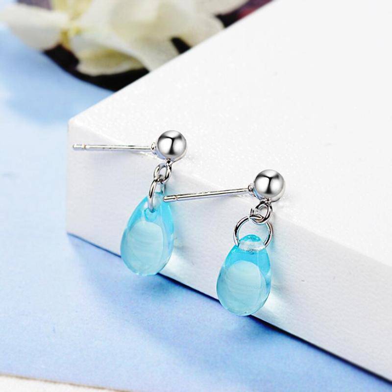 Srebrni uhani Aqua
